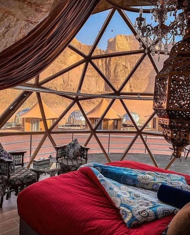 From Amman: 2 - Day Private Tour to Petra, Wadi Rum, and the Dead Sea with Bubble Room Stay