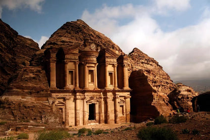 From Amman: Petra and Wadi Rum Private Day Tour with Optional 4x4 Safari