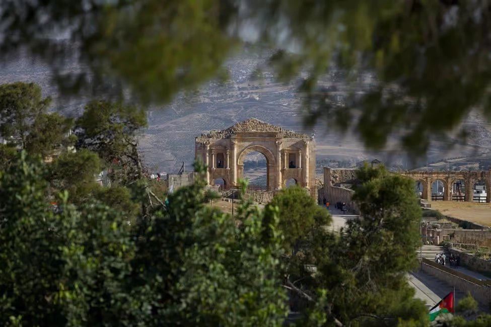 From Amman: Private Tour to Jerash, Ajloun Castle, and Umm Qais