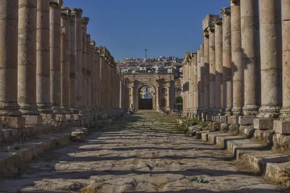 From Amman: Private Tour to Jerash, Ajloun Castle, and Umm Qais