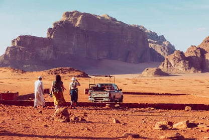 From Amman: Private Wadi Rum 4x4 Desert Safari with Lunch