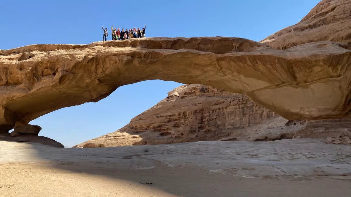 From Amman: Private Wadi Rum 4x4 Desert Safari with Lunch