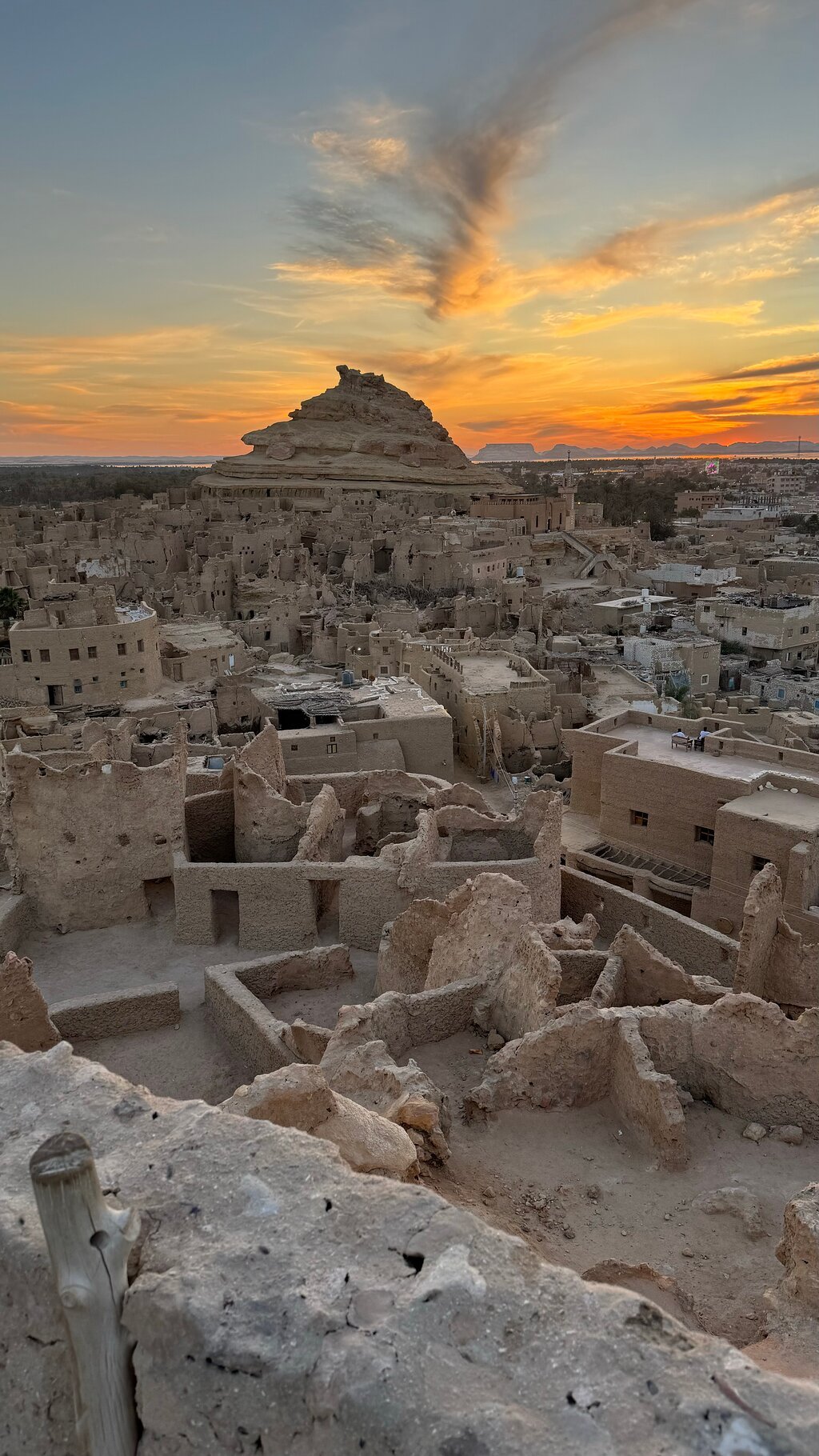From Cairo: Private 4 - Day Siwa Oasis Trip with Hot Springs and Desert Safari