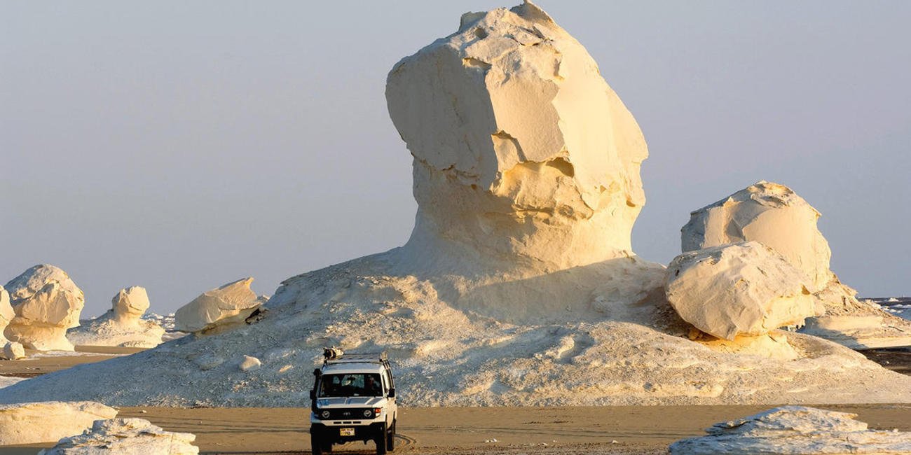 From Cairo: Private 6 - Days Three Oasis Adventure Fayoum, Bahariya, and Siwa Trip