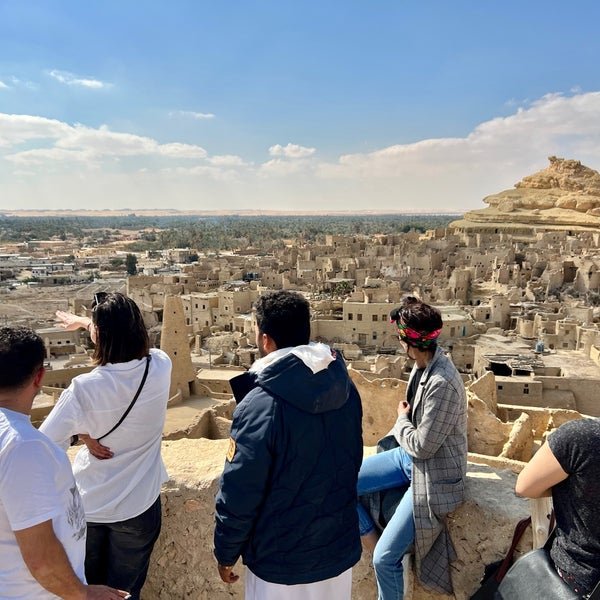 From Cairo: Private 6 - Days Three Oasis Adventure Fayoum, Bahariya, and Siwa Trip