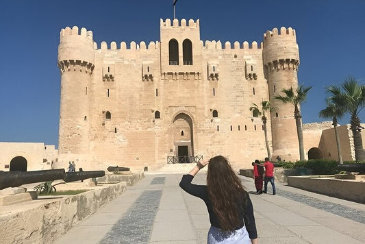 From Cairo: Private Day Tour to Alexandria with Roman Theatre, Pompey's Pillar and Seafood Lunch