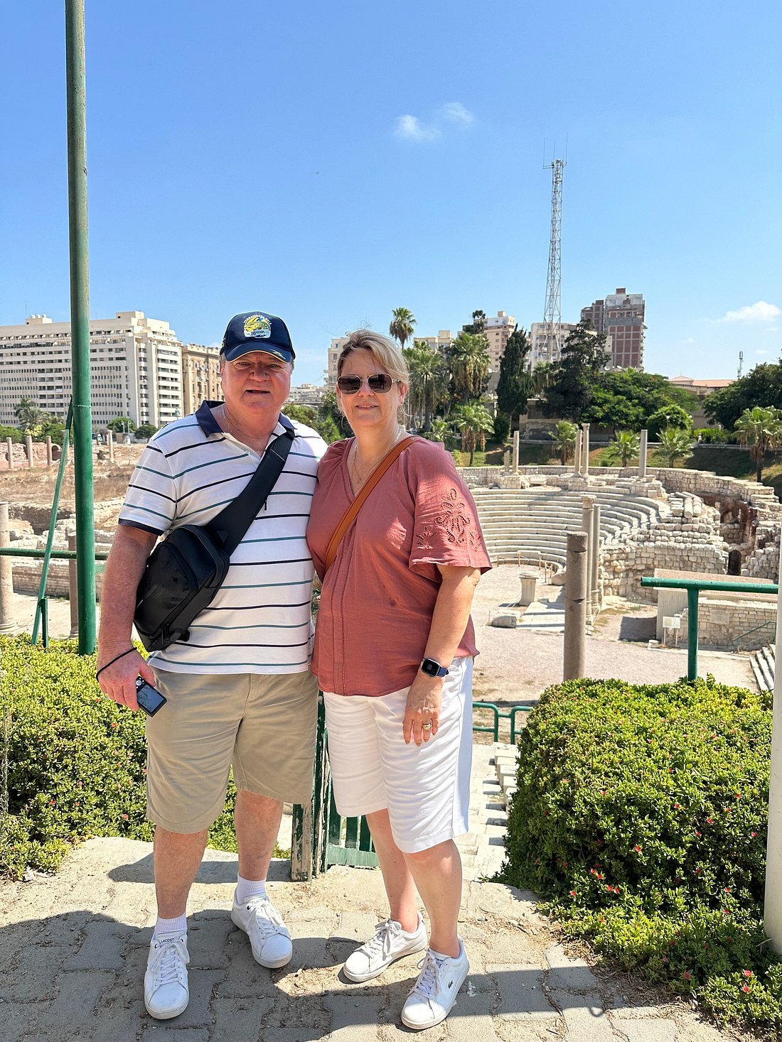 From Cairo: Private Day Tour to Alexandria with Roman Theatre, Pompey's Pillar and Seafood Lunch