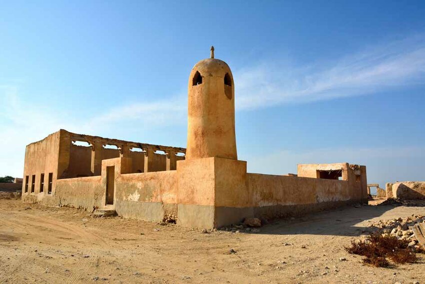 From Doha: North Qatar Guided Tour with Transfers