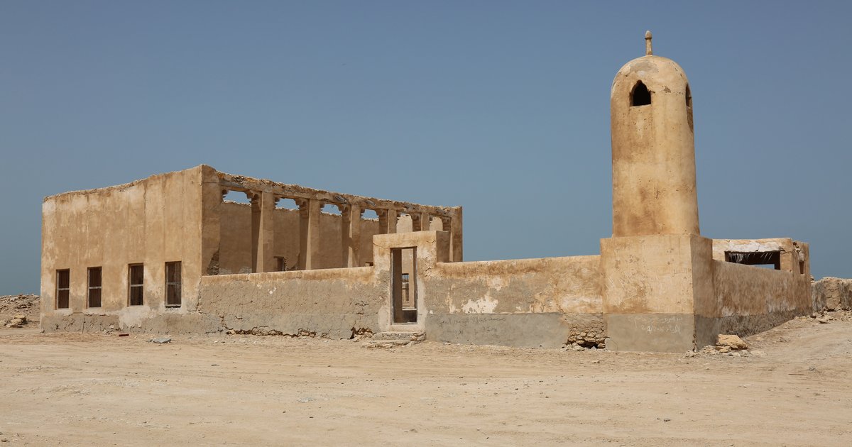 From Doha: North Qatar Guided Tour with Transfers