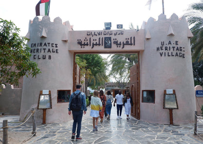From Dubai: Abu Dhabi City Tour with Sheikh Zayed Grand Mosque and Louvre Museum Visit