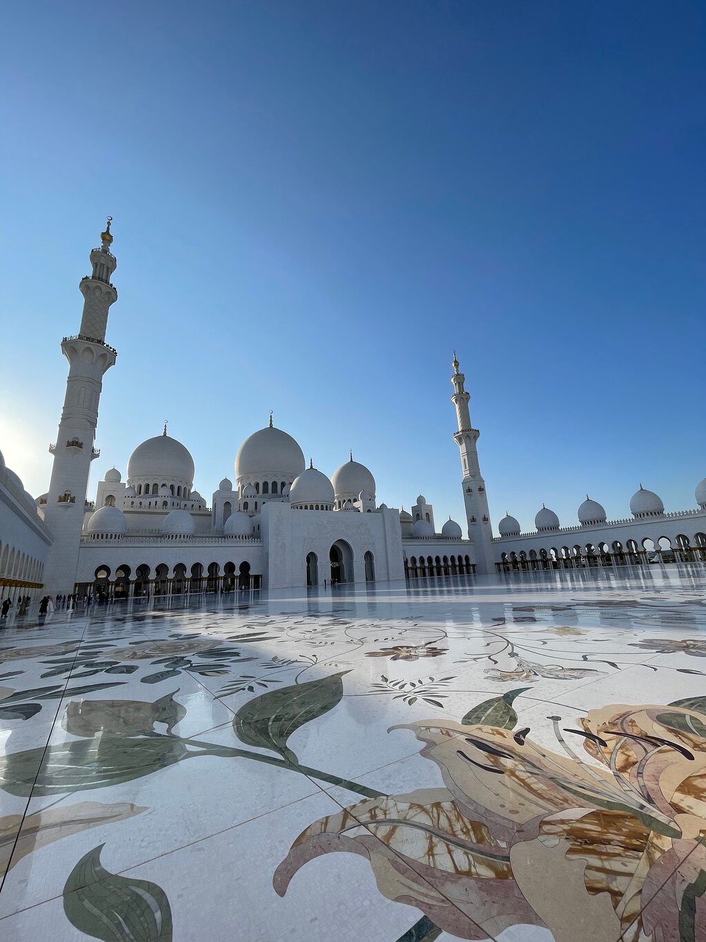 From Dubai: Abu Dhabi Full - Day Tour with Grand Mosque and Heritage Village