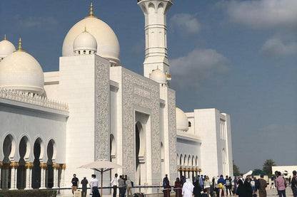 From Dubai: Abu Dhabi Full - Day Tour with Grand Mosque and Heritage Village