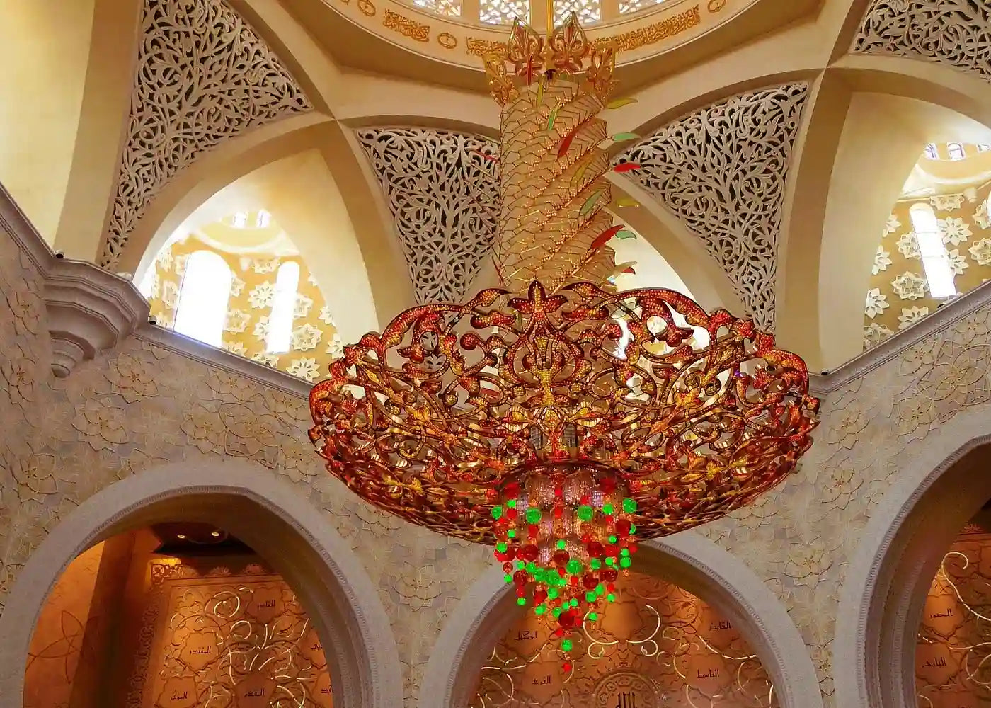 Dari Dubai: Tur Sehari Penuh ke Masjid Agung Sheikh Zayed Abu Dhabi dan Ferrari World