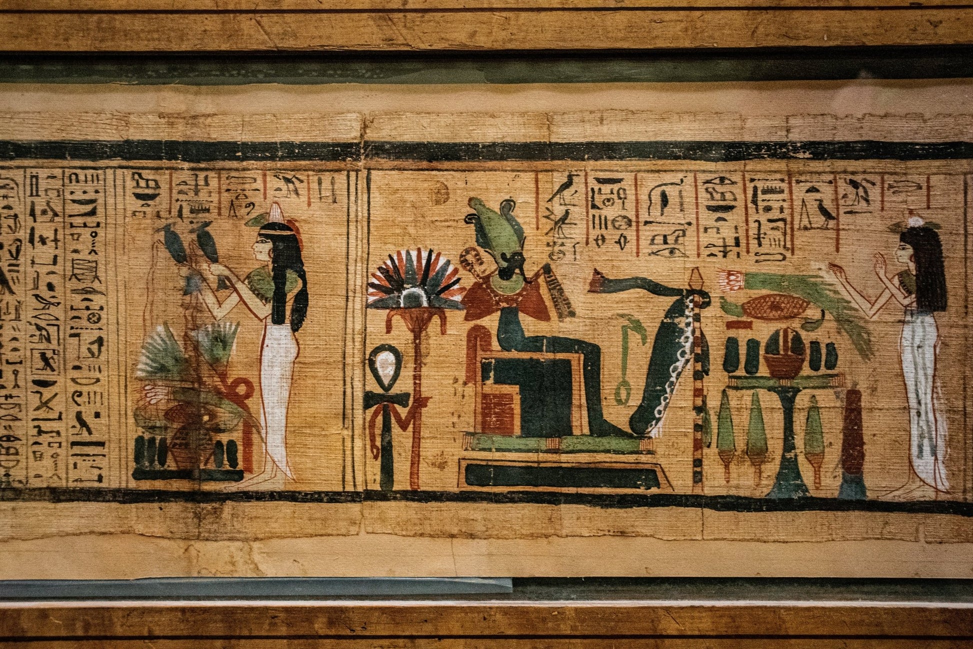 From Luxor: Private Transfer to Aswan with Optional Temple Visits