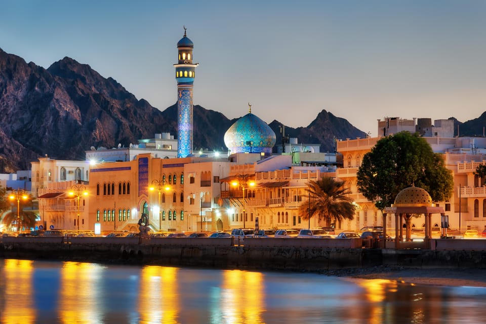 From Muscat: 5 Guided Tours Including Desert Safari, Wadi Shab & Snorkeling with Turtles