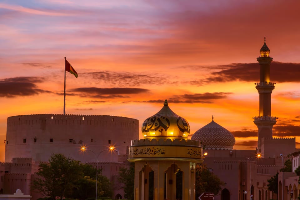 From Muscat: Nizwa Evening Tour with Optional Overnight Stay