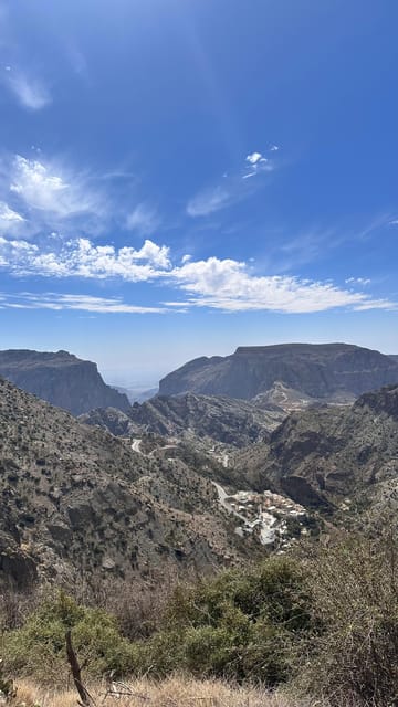 From Muscat: Nizwa Fort, Bahla, Jabreen or Oman Across Ages Museum