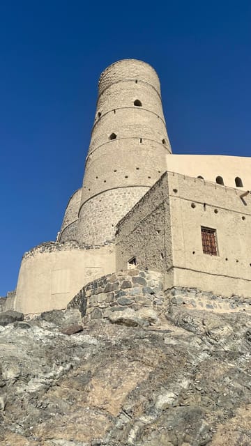 From Muscat: Nizwa Fort, Bahla, Jabreen or Oman Across Ages Museum