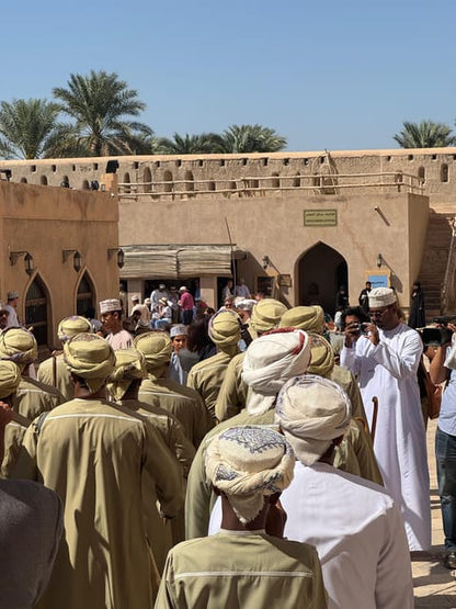 From Muscat: Nizwa Fort, Bahla, Jabreen or Oman Across Ages Museum Tour