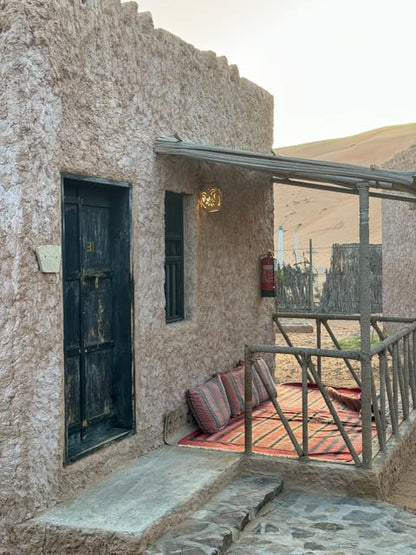 From Muscat: Private Overnight Wahiba Sands Safari and Wadi Bani Khalid Tour