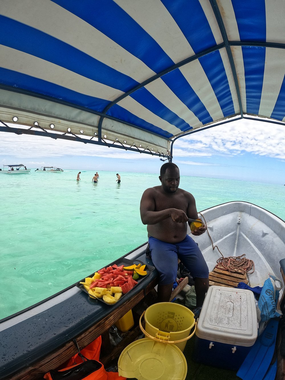 From Nungwi or Kendwa: Dolphin and Tumbatu Island Snorkeling Tour