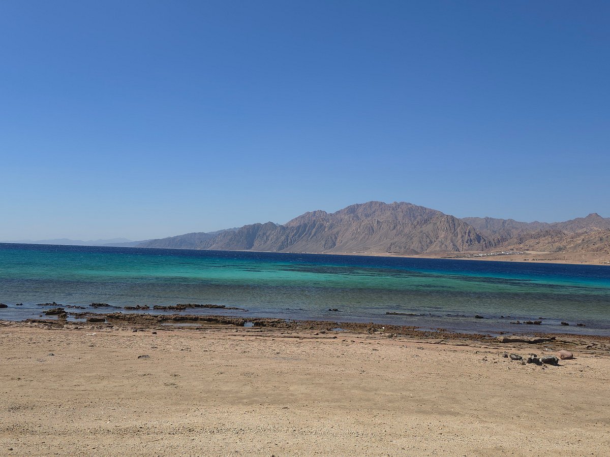 From Sharm El Sheikh: Colored Salama Canyon & Snorkeling at Dahab