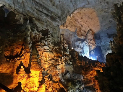 Beirut: Private Führung durch Jeita-Grotte, Harissa und Baatara-Schlucht