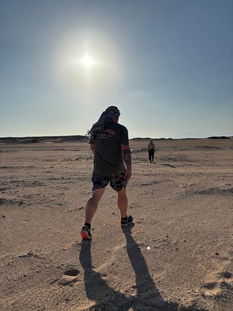 Hurghada: Desert Safari, Hiking, Oasis and Stargazing Tour