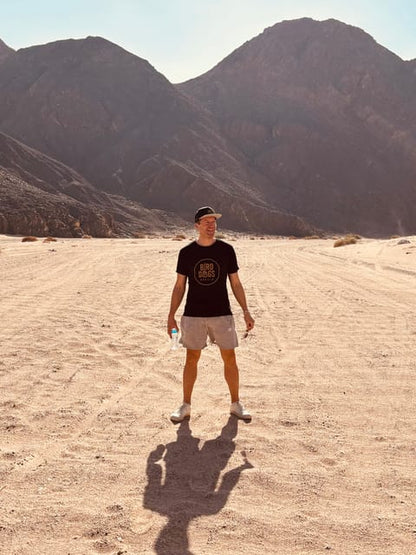 Hurghada: Desert Safari, Hiking, Oasis and Stargazing Tour
