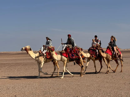Hurghada: Desert Safari with Camel and Horse Ride