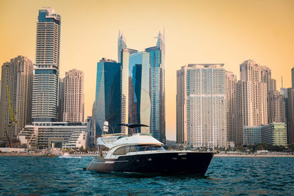 Dubai: 65 ft Azimut privéjachtverhuur
