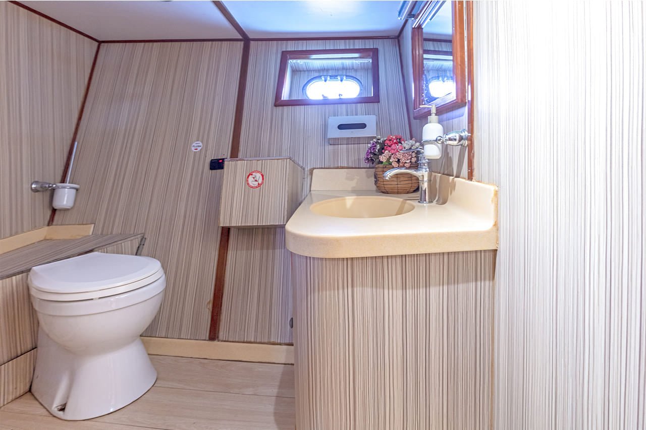 Dubái: tour privado en yate de 82 pies