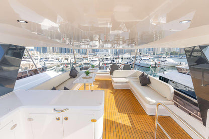 Dubai: Gala 62 ft Luksusyacht Privat Utleie