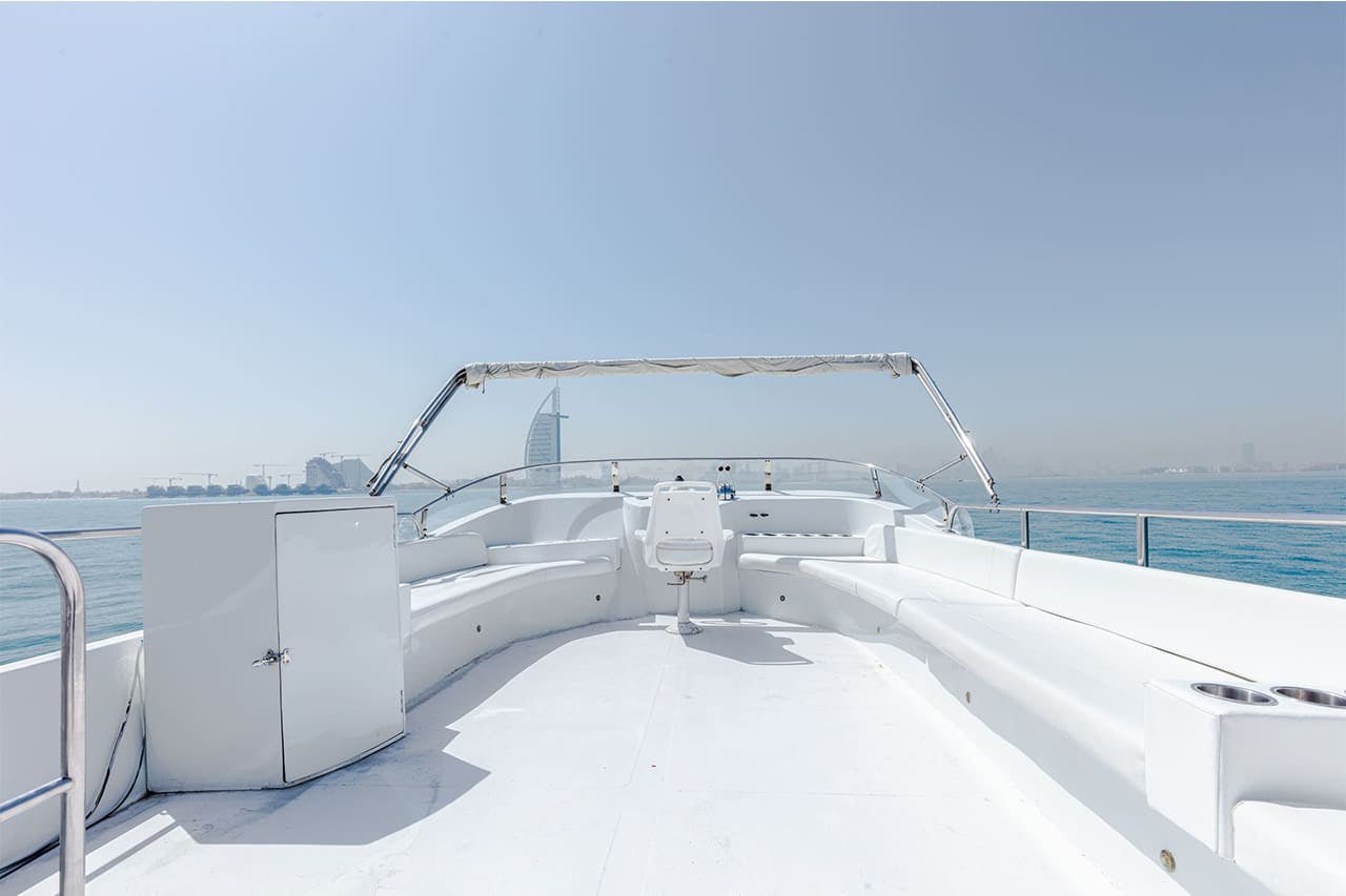 Dubái: tour privado en yate de 82 pies
