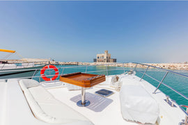 Dubai: Tour Privato in Yacht da 82 Piedi