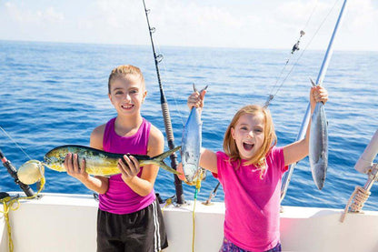 Dubai: Private Fishing Trip Experience
