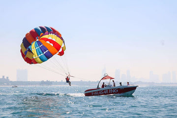 Dubai: Parasailing Experience In Marina