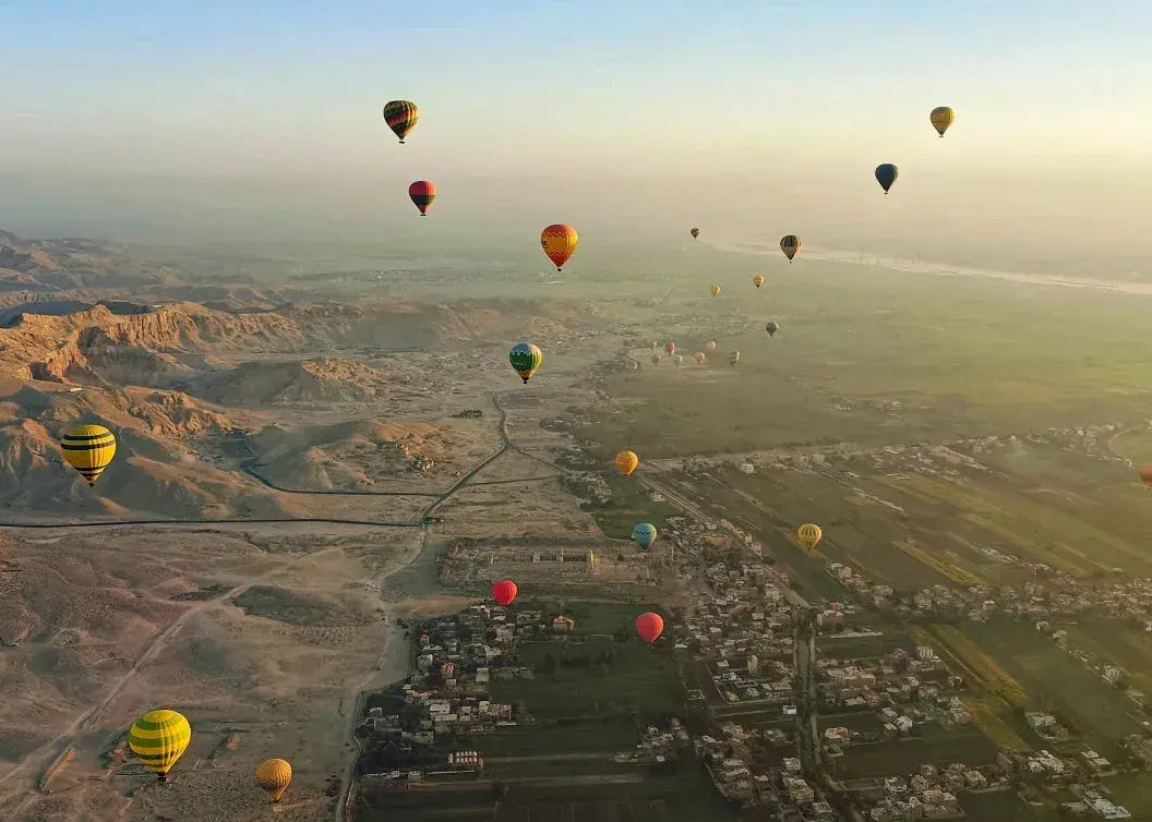 Луксор: живописный полет на воздушном шаре на рассвете