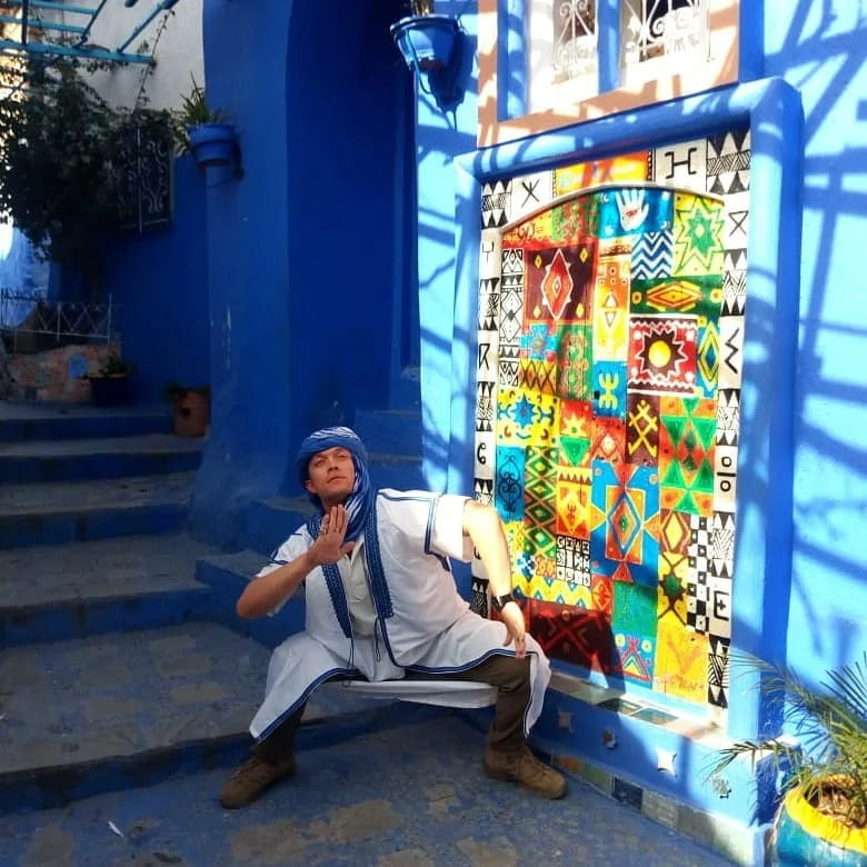 From Fès: Transfer nach Tanger mit Besuch in Chefchaouen