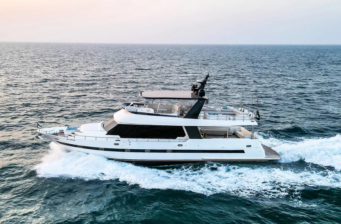 Dubai: Private Numarine 80FT EVA-Luxusyacht-Vermietung