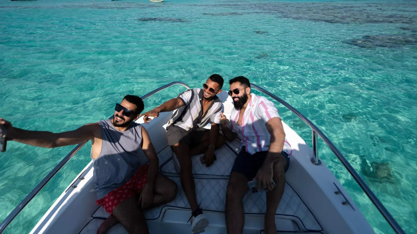 Jeddah: Bayadah Island Private Boat Tour and Snorkeling Tour