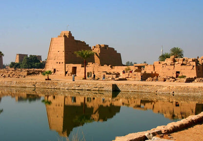 Luxor: Full - Day Hot Air Balloon Ride with East and West Bank Private Tour