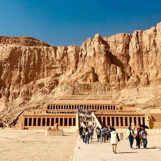 Luxor: Guided Tour to The Valley of the Kings, Temple of Hatshepsut and Colossi of Memnon