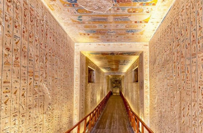 Luxor: Private Day Tour to East and West Banks