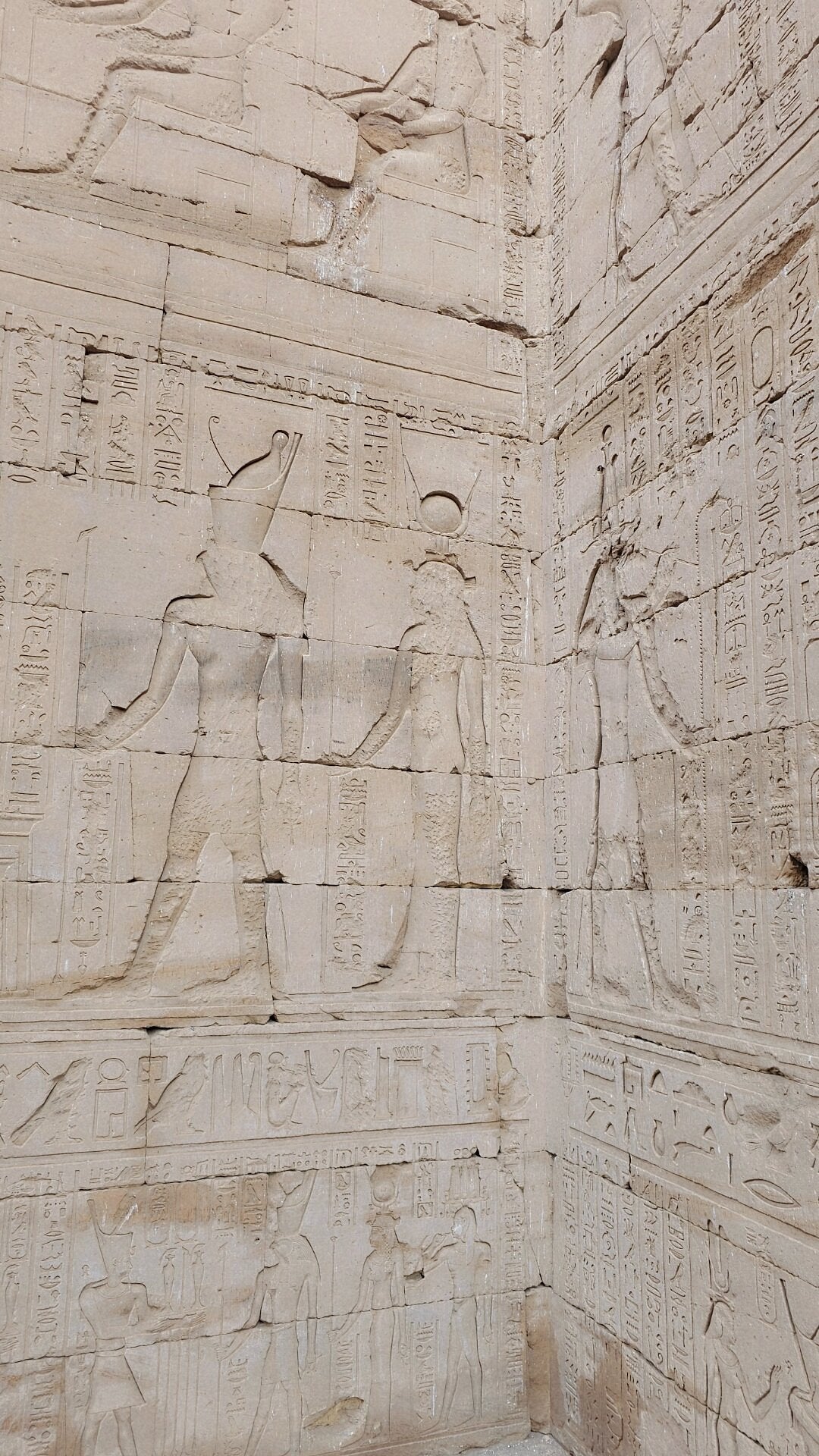 Luxor: Private Guided Temples, Tombs and Nile Views Tour
