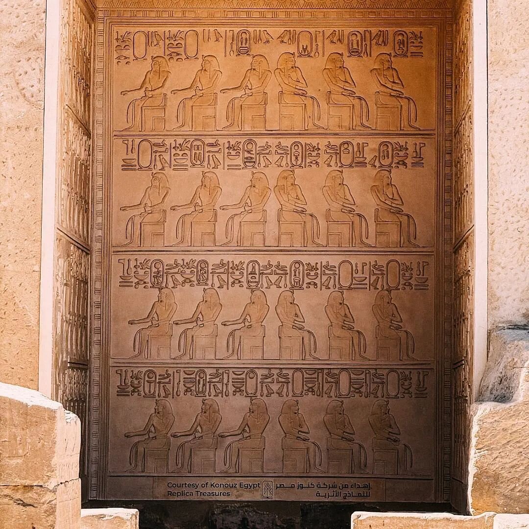 Luxor: Private Guided Tour to East and West Bank