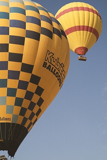 Luxor: Sunrise Hot Air Balloon Flight over the West Bank