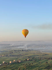 Luxor: Sunrise Hot Air Balloon Flight over the West Bank