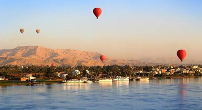 Luxor: Sunrise Hot Air Balloon Ride over Temples and Landmarks