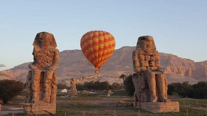 Luxor: Sunrise Hot Air Balloon Ride over Temples and Landmarks